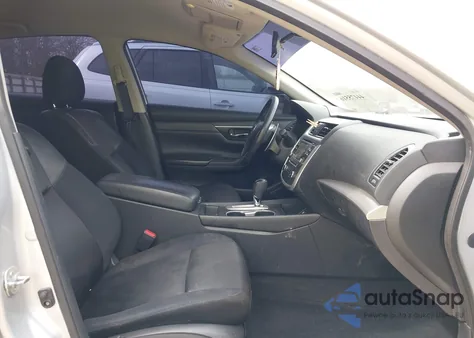 2017 Nissan Altima 2.5 Sr z USA, uszkodzony, nr VIN 1N4AL3AP2HC236156